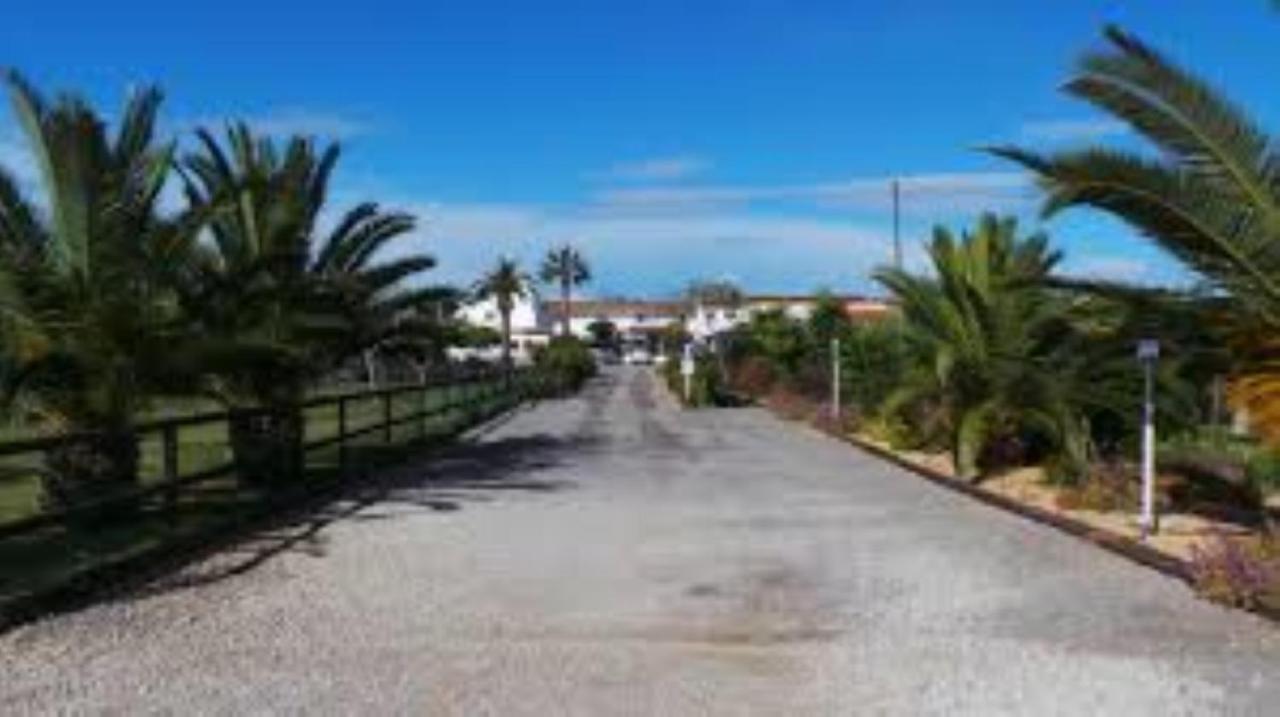 Centre Algarve Hotel Moncarapacho Exterior photo