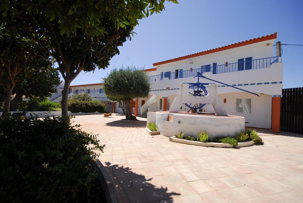 Centre Algarve Hotel Moncarapacho Exterior photo